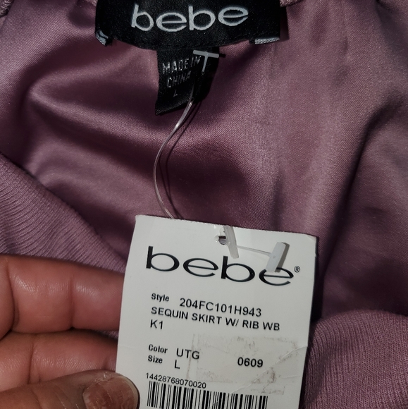 New BEBE SKIRT VERY BEAUTIFUL - Picture 2 of 5